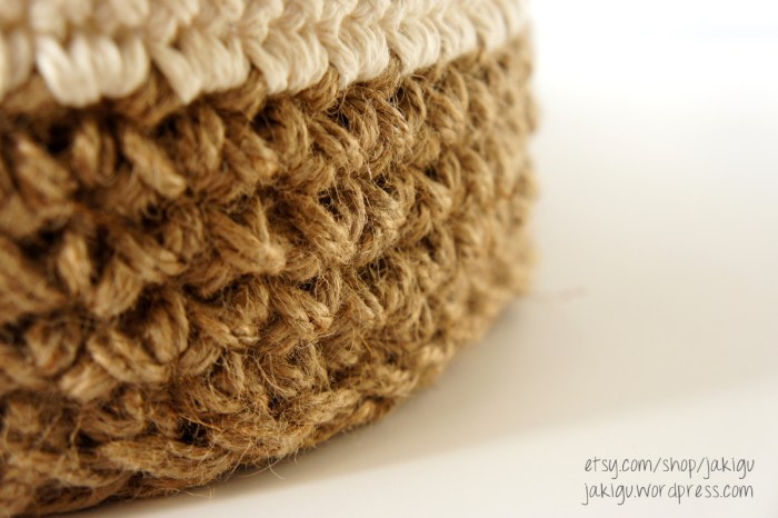 Round Jute and Cotton Stacking Baskets | jakigu.com crochet pattern