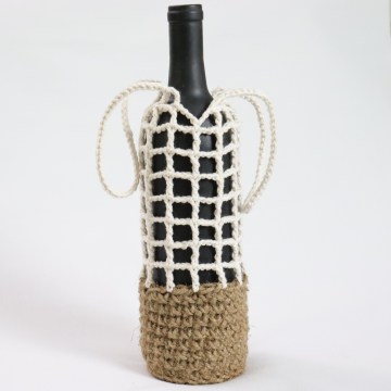 Bottle Carrier Crochet Pattern MUL by jakigu.com